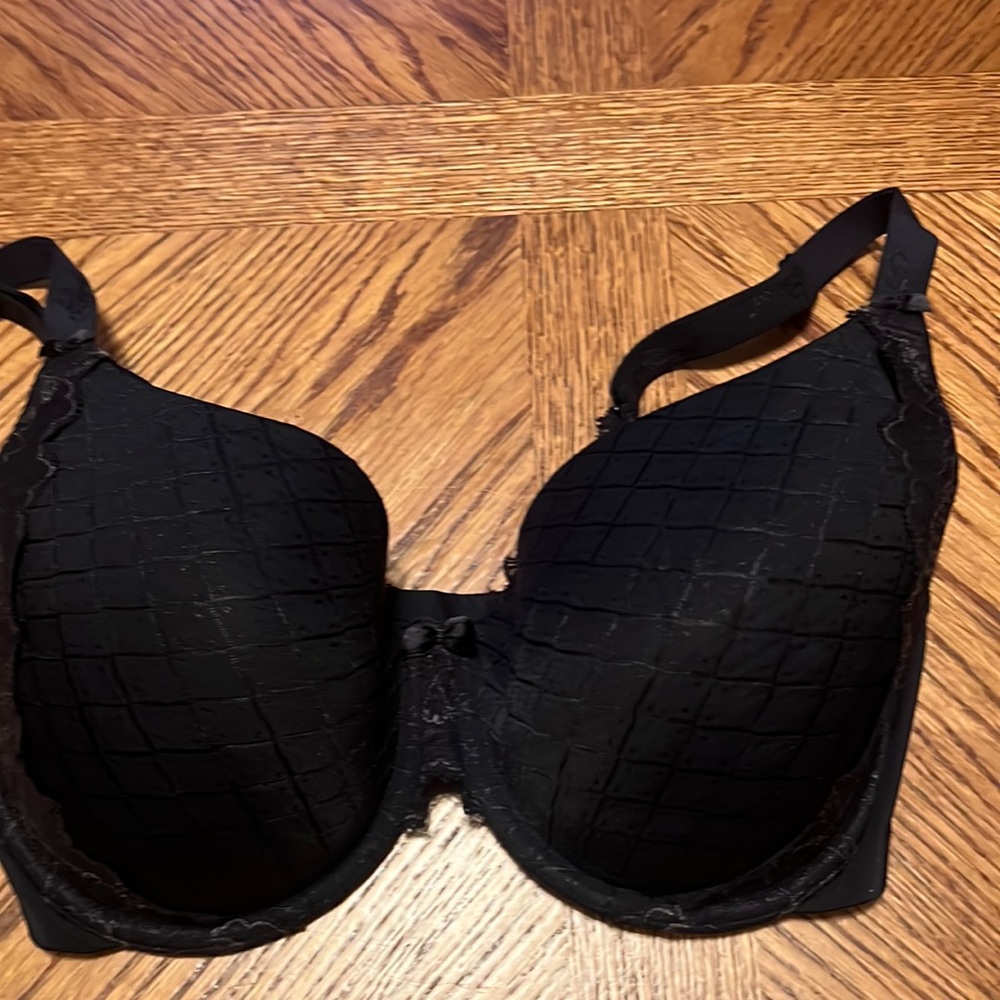 👙Black lace and pattern underwire Bra 34DD M&S